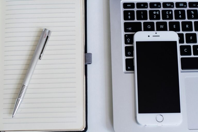 10 Best Business Tools for Beginners to Start and Grow Online