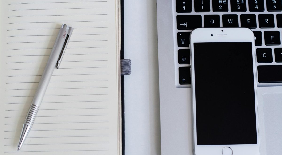 10 Best Business Tools for Beginners to Start and Grow Online