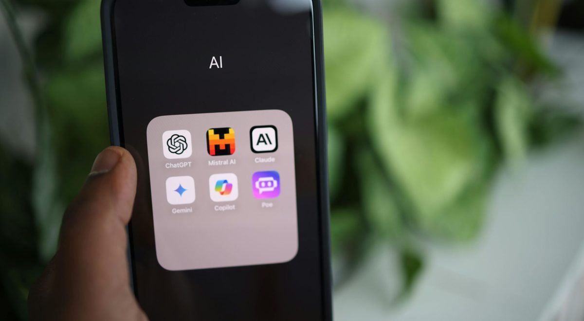 Top 11 Free AI Tools for Content Writing, Design, and Automation
